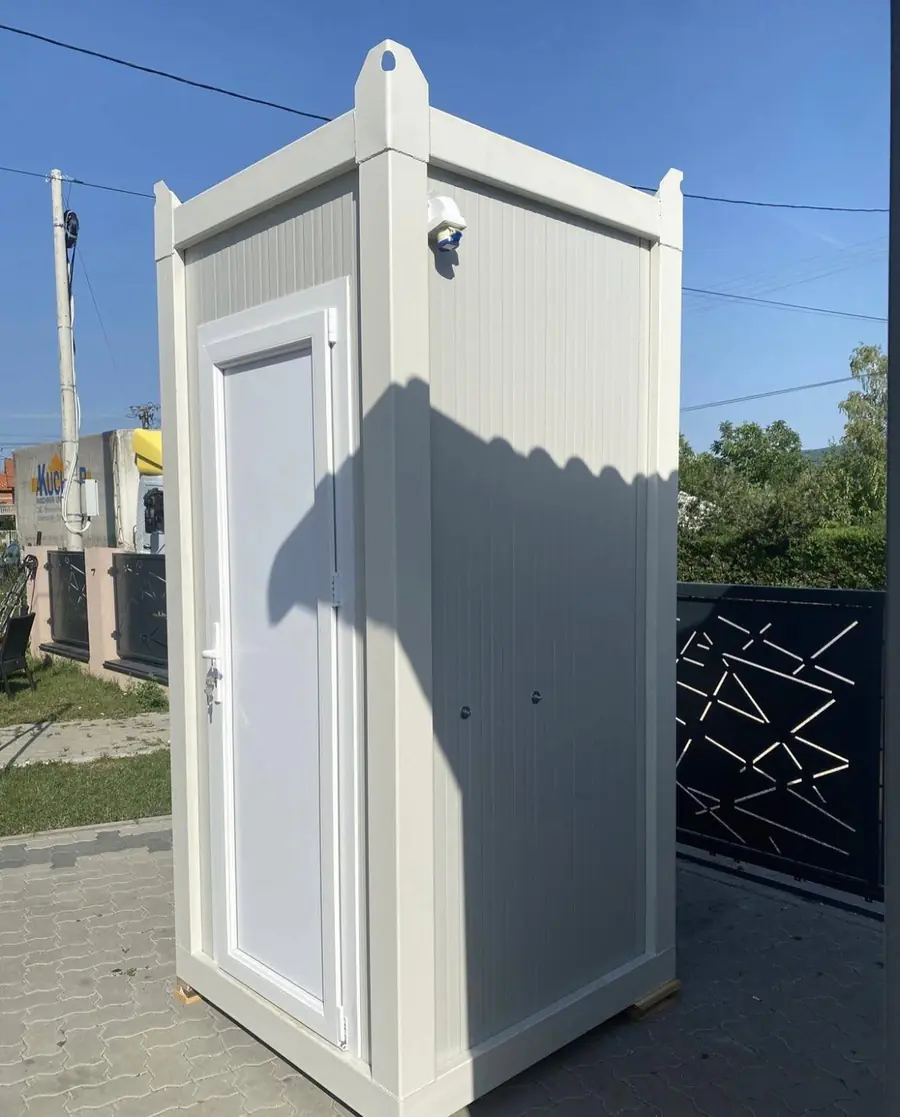 White cabin flushing unit